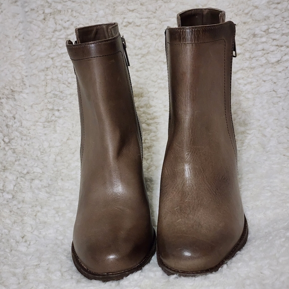 Frye Addie Double Zip heeled bootie boots size 10 new!! - Picture 6 of 14
